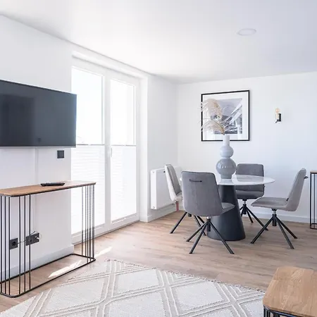 Appartement Johouse 12 *