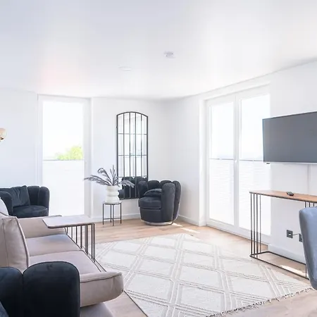 Appartement Johouse 12 *
